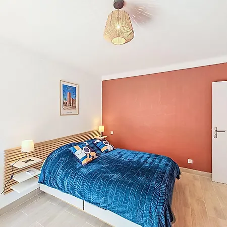 Apartman Croix Du Sud By Interhome Caves