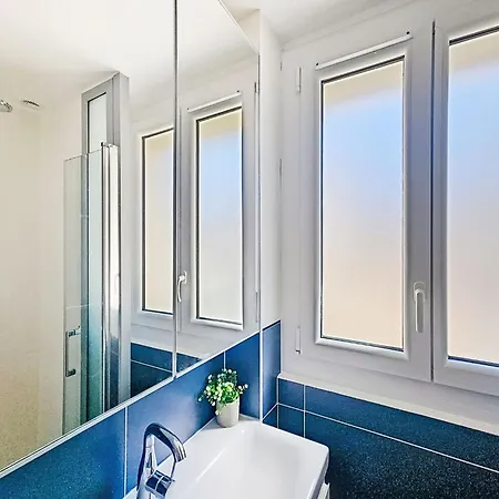 Croix Du Sud By Interhome Caves